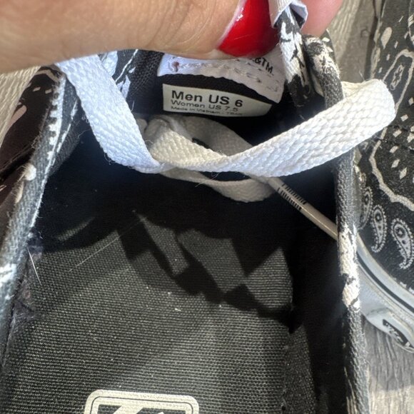 Vans Star Wars Collab Stormtrooper Lace Sneaker Skate Gym Core Ex M6 Women 7.5 - Picture 7 of 9